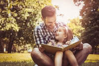 Alleinerziehender Vater mit Sohn