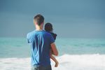 Alleinerziehender Vater mit Sohn